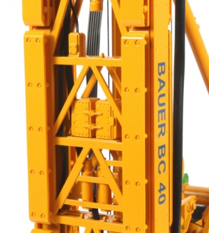 Bauer BG40 with BC40 Trench Cutter